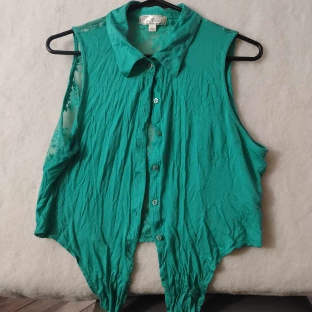 Iris Basic Teal Button-Up Sleeveless Blouse